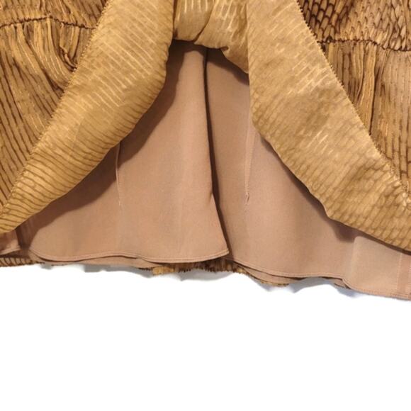 Lewit Silk V Neck Short Sleeve Tan Gold Peplum Blouse Size S - Picture 9 of 13